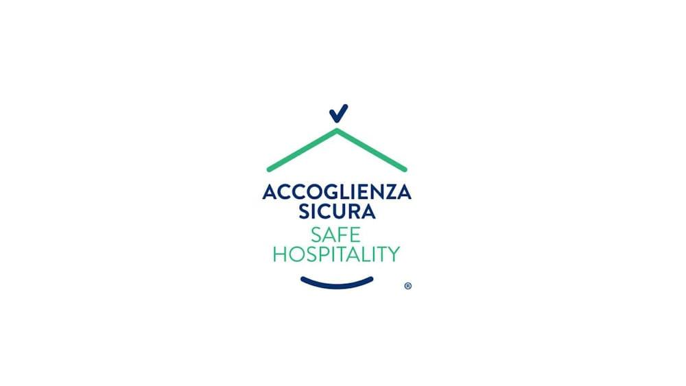 Adriano Hotel 3*