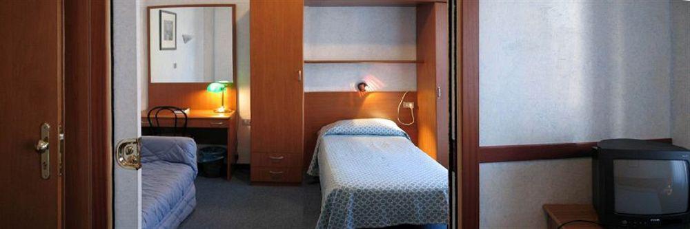 Hotel Adriano